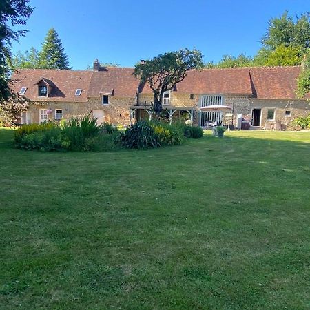 Maison d'hôtes Gite Des Roses à Le Grais Extérieur photo