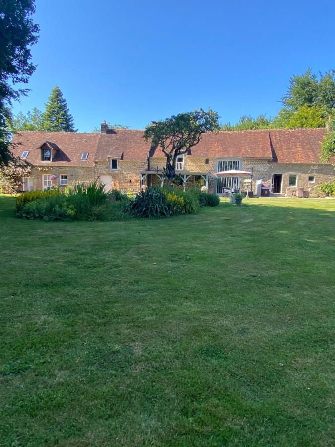 Maison d'hôtes Gite Des Roses à Le Grais Extérieur photo